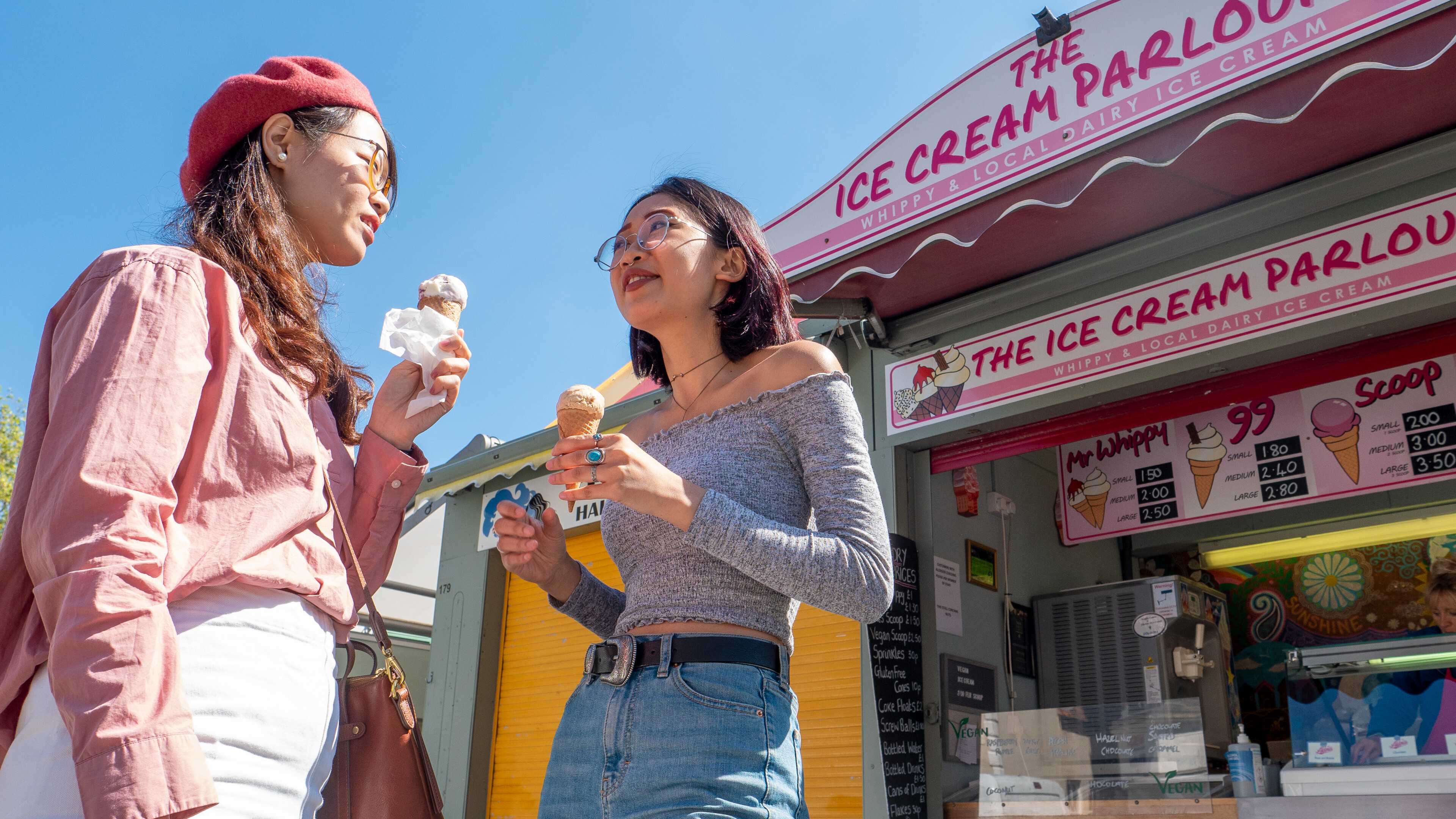 Students eating ice cream at Norwich market