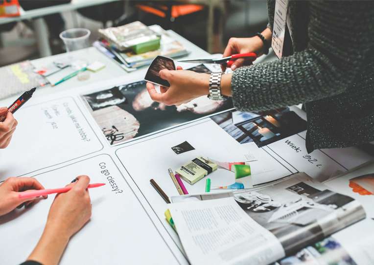 Marketing-magazines-teamwork-small.jpg